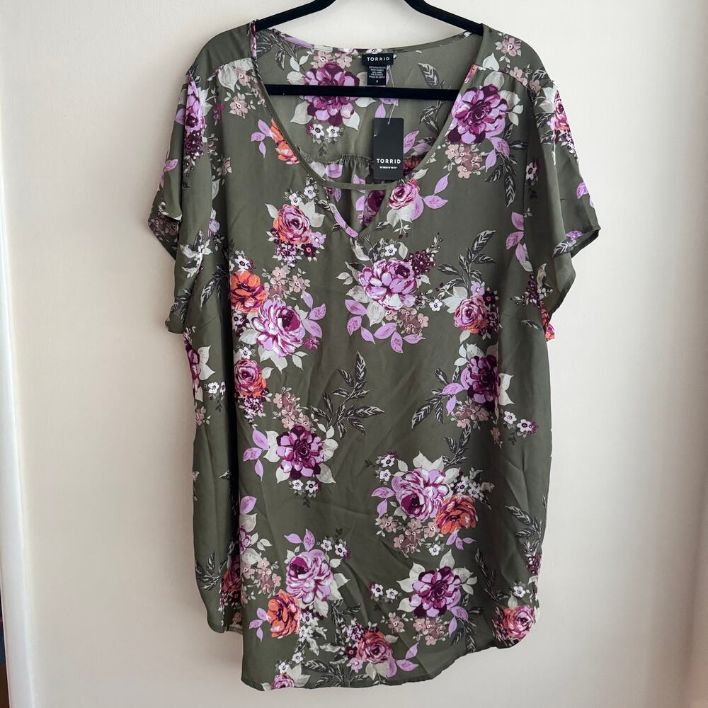 New Torrid Georgette Blouse Olive Green Lilac Sz 3X Floral Keyhole